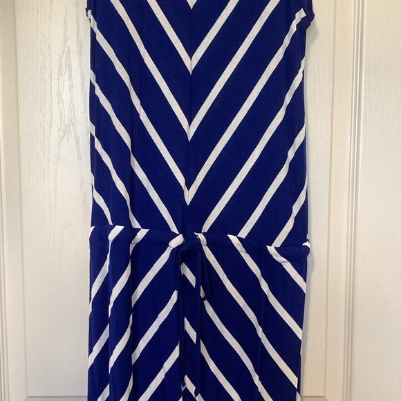 EUC Joe Fresh Chevron Maxi dress. Royal blue and white. Size medium. - Picture 3 of 7